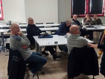 [𝗩𝗶𝗲 𝗱𝗲 𝗹𝗮 𝗟𝗶𝗴𝘂𝗲] 

📍 𝘼𝙣𝙜𝙚𝙧𝙨 – 25 𝙣𝙤𝙫𝙚𝙢𝙗𝙧𝙚 : 𝙙𝙚𝙧𝙣𝙞𝙚̀𝙧𝙚 𝙚́𝙩𝙖𝙥𝙚 𝙙𝙚 𝙣𝙤𝙩𝙧𝙚 𝙩𝙤𝙪𝙧 𝙙𝙚𝙨 𝙨𝙚𝙘𝙩𝙚𝙪𝙧𝙨 !

Ce mardi, nous avons clôturé nos rencontres territoriales avec...