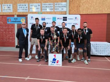 [Championnat de Futsal FCD - Ligue Ile de France]

Retrouvez tous les détails du championnat national de Futsal de la Fédération des clubs de la défense...